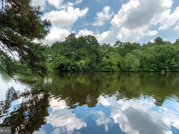 2569 Veterans Dr, Federalsburg, MD 21632