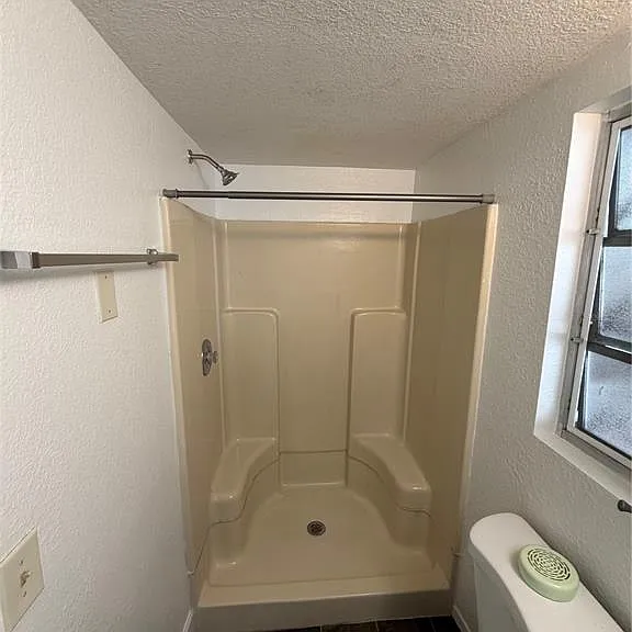 306 N Iona Ave — Photo 13
