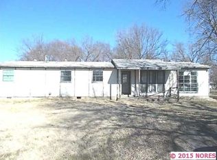 908 SW 13th St, Wagoner, OK 74467
