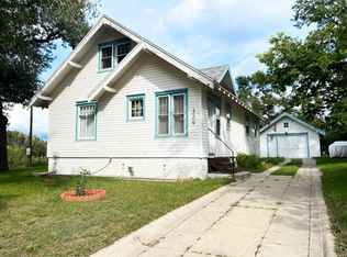 329 N Maverick St, Gordon, NE 69343