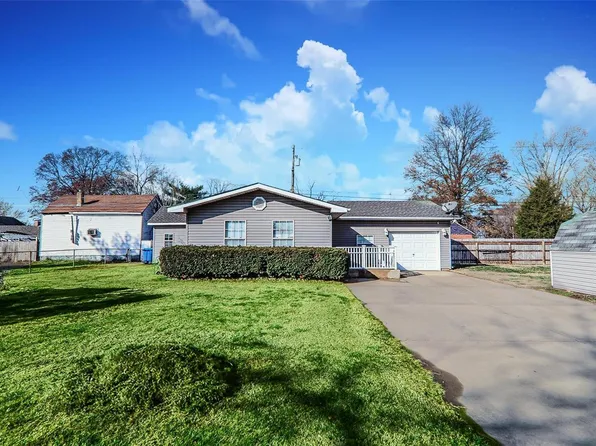 1311 Carr St, Granite City, IL 62040