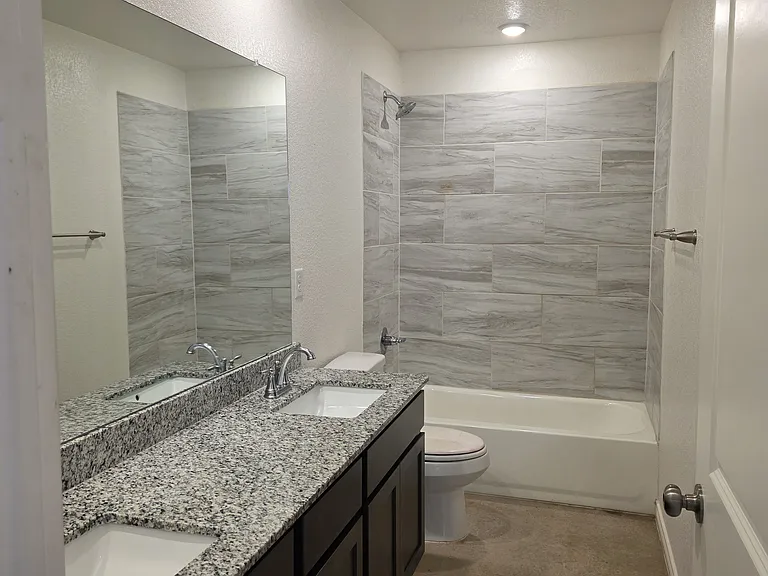 1317 Concord Dr #B — Photo 11