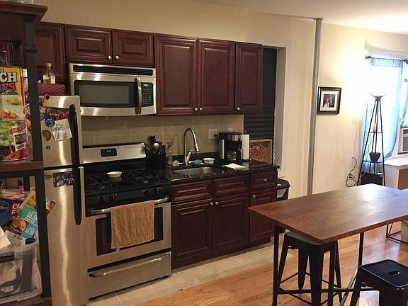2nd image of 585 W 204th St APT 2A