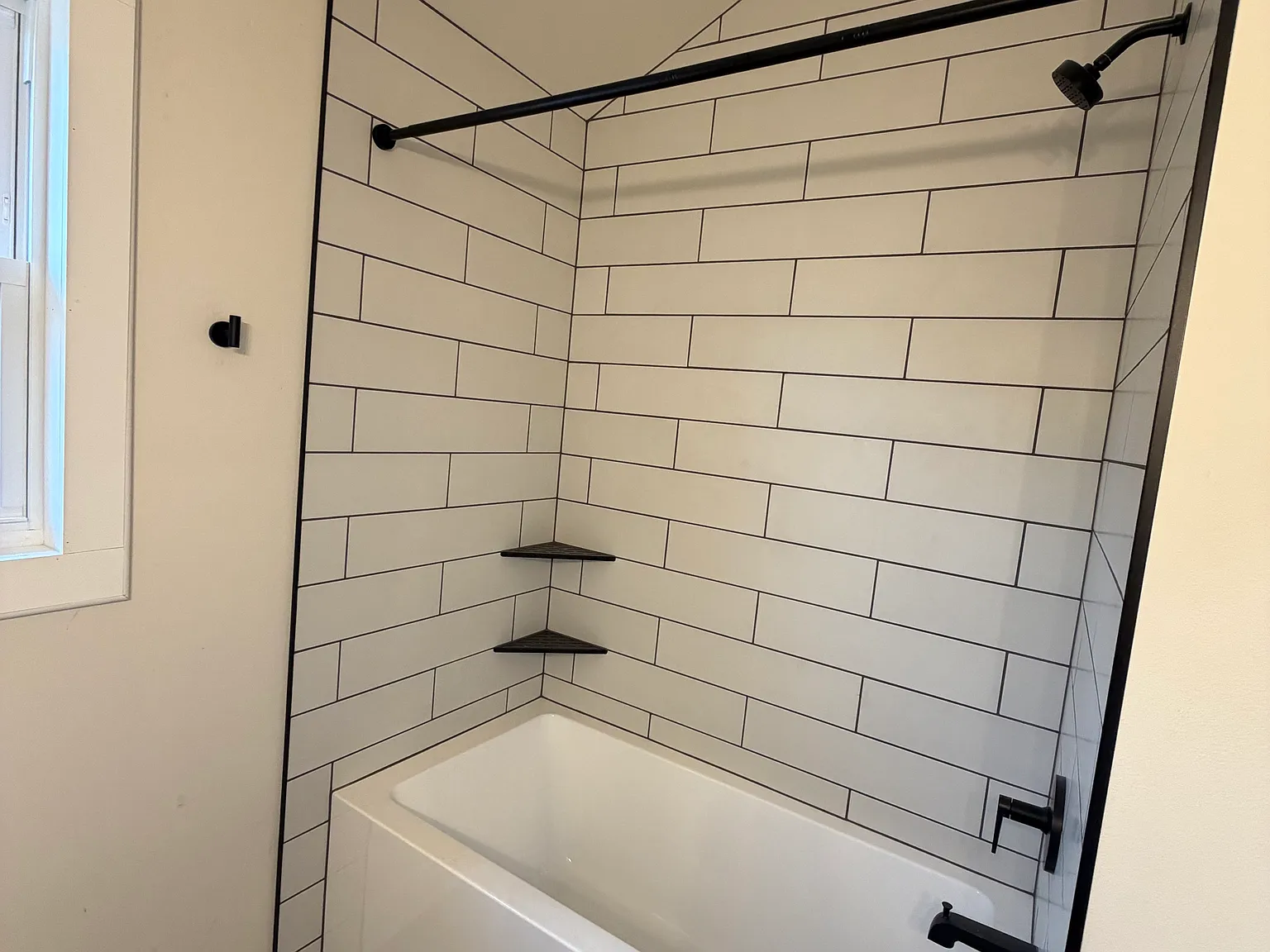 2 bed, 1000 sqft, $1,800 — Photo 4