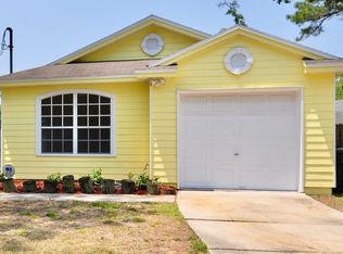 1266 Stocks St, Atlantic Beach, FL 32233