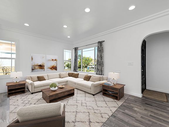 5th image of 4418 Hartle Ave