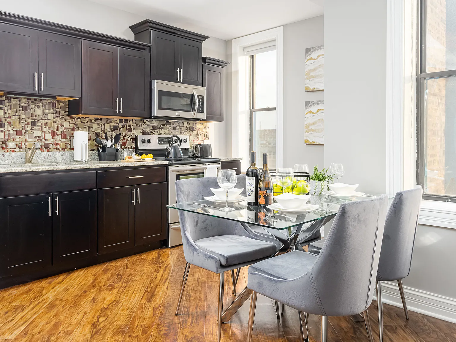 Somerset Place Apartments — Photo 2