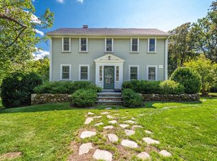 49 Bedford Rd, Lincoln, MA 01773