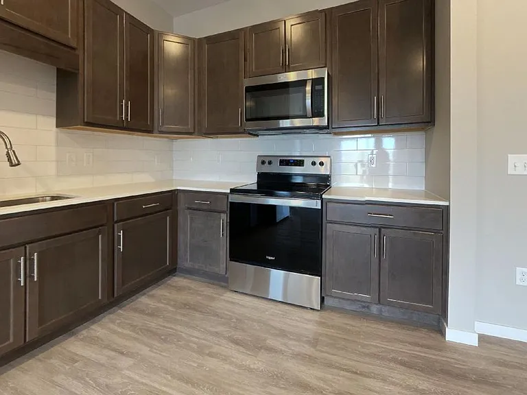 The Pines | Specials Available | Townhomes For Rent — Photo 188