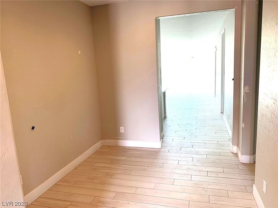 129 Barton Bay Ave, North Las Vegas, NV 89031 Zillow