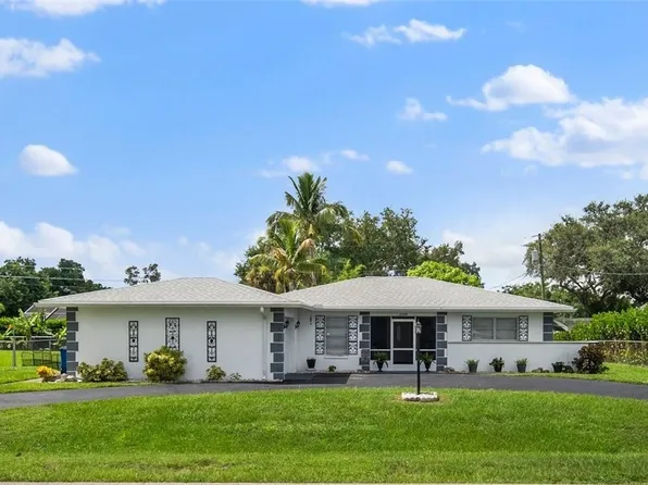 2248 Dover Ave, Fort Myers, FL 33907