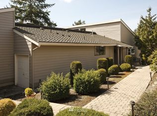 15000 Village Green Dr APT 7, Bothell, WA 98012