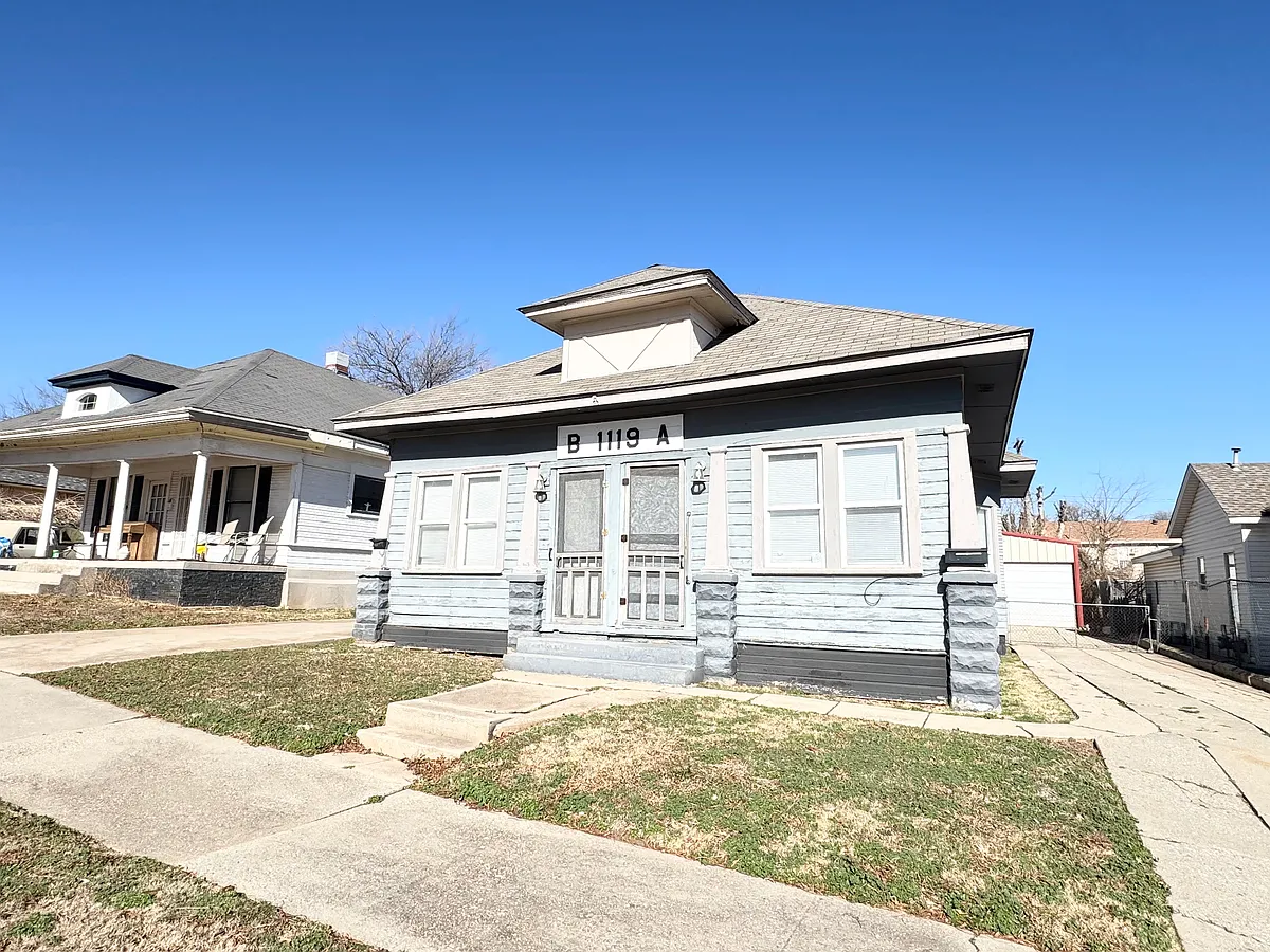Building Photo - 1119 NW 9th St #A