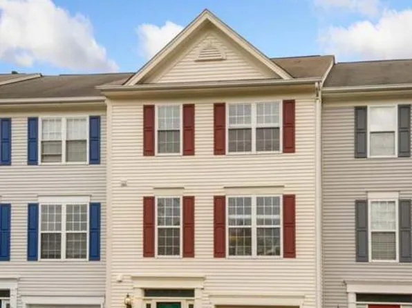 9407 Silver Meteor Ct, Manassas Park, VA 20111