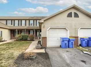 15 Ashburg Dr, Mechanicsburg, PA 17050