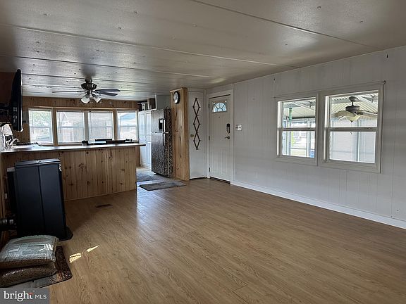 3rd image of 25 Wagon Wheel Ln #14372