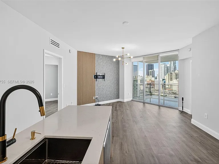 350 S Miami Ave #1705 — Photo 18