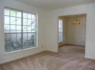 930 W Forest Dr, Houston, TX 77079
