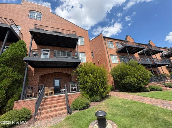 425 W Main #301, Washington, NC 27889