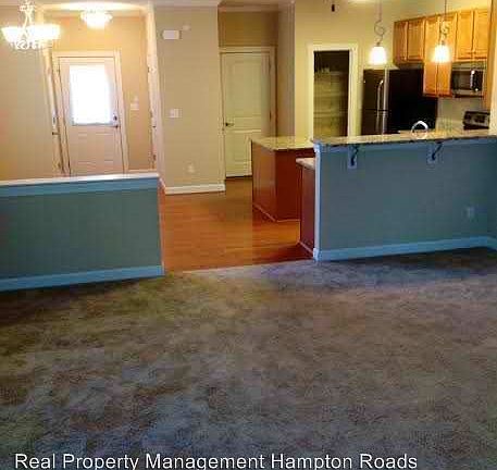 4th image of 726 Albertine Ct #16A-2