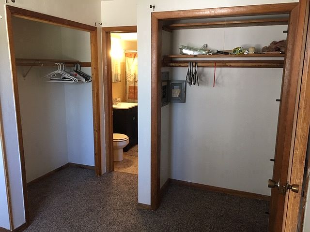 1st image of 4018 W Lisbon Ave APT 1
