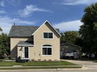 314 Vance Ave S, Erskine, MN 56535