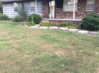 6132 S Apopka Dr, Knoxville, TN 37914