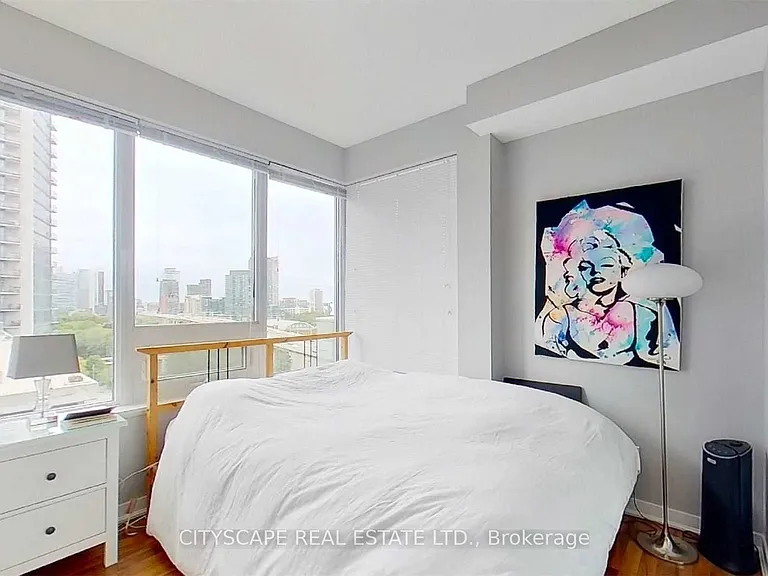 59 E Liberty St #1203 — Photo 13