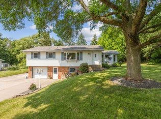 20920 Valley View Ter, Maple Grove, MN 55311