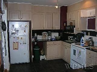 2nd image of 29 Talleur Ln