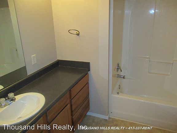 3rd image of 251 Kayla Ln APT B