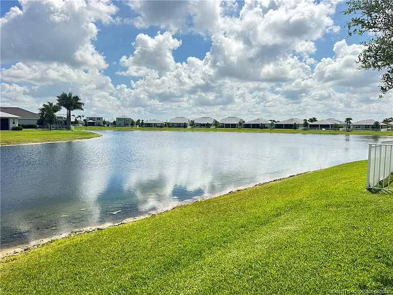 10214 SW Captiva Dr — Photo 23