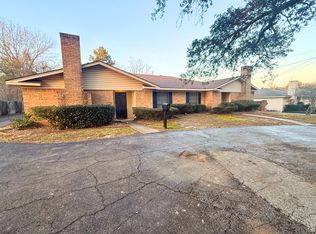 1451 W Fairmont St, Longview, TX 75604