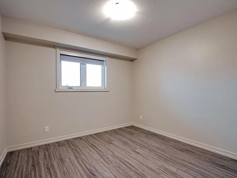 772 Paisley Rd #4 — Photo 20