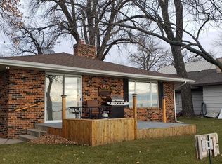 404 N Lake Dr, Watertown, SD 57201