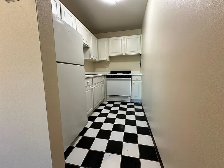 Ariel Place — Photo 19