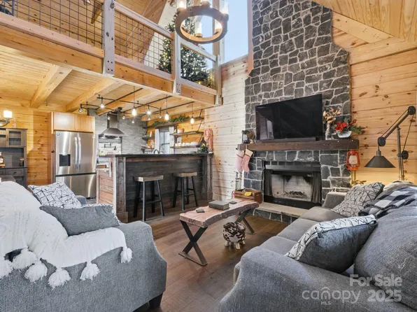 132 Grandview Dr, Rutherfordton, NC 28139