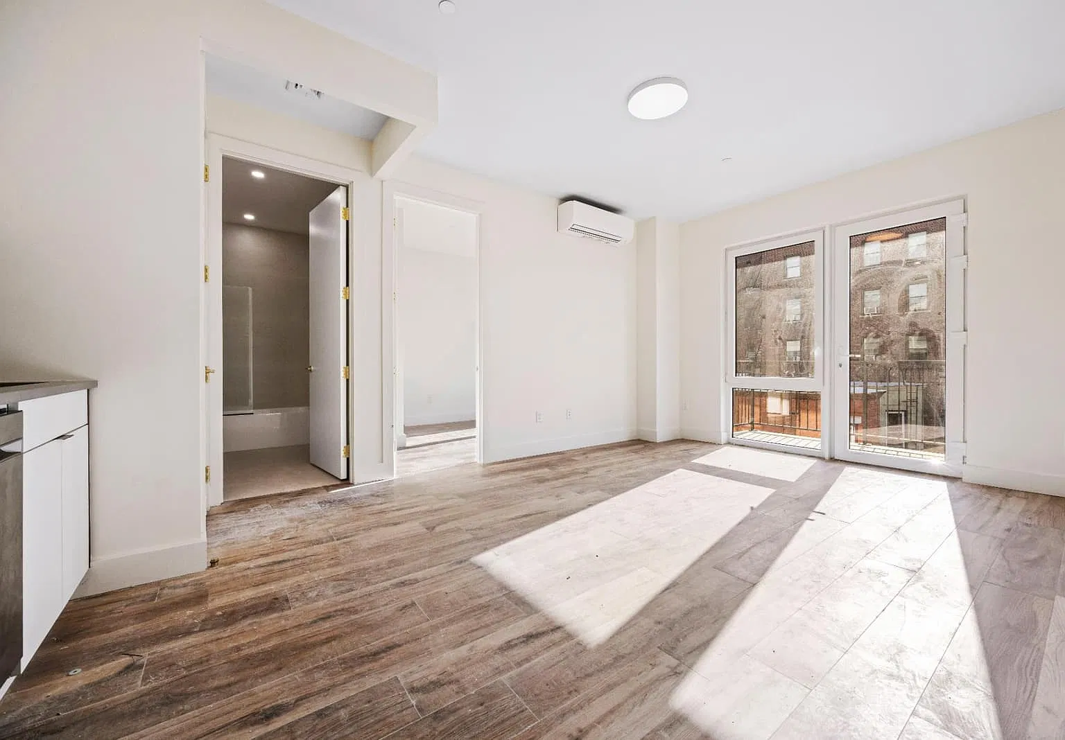 151 Hawthorne Street — Photo 1