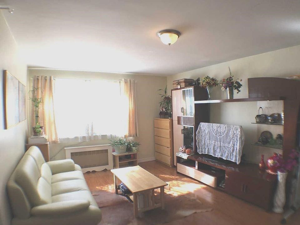 1st image of 2909 137th Street #5