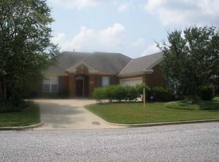 8109 Grayson Grove St, Montgomery, AL 36117