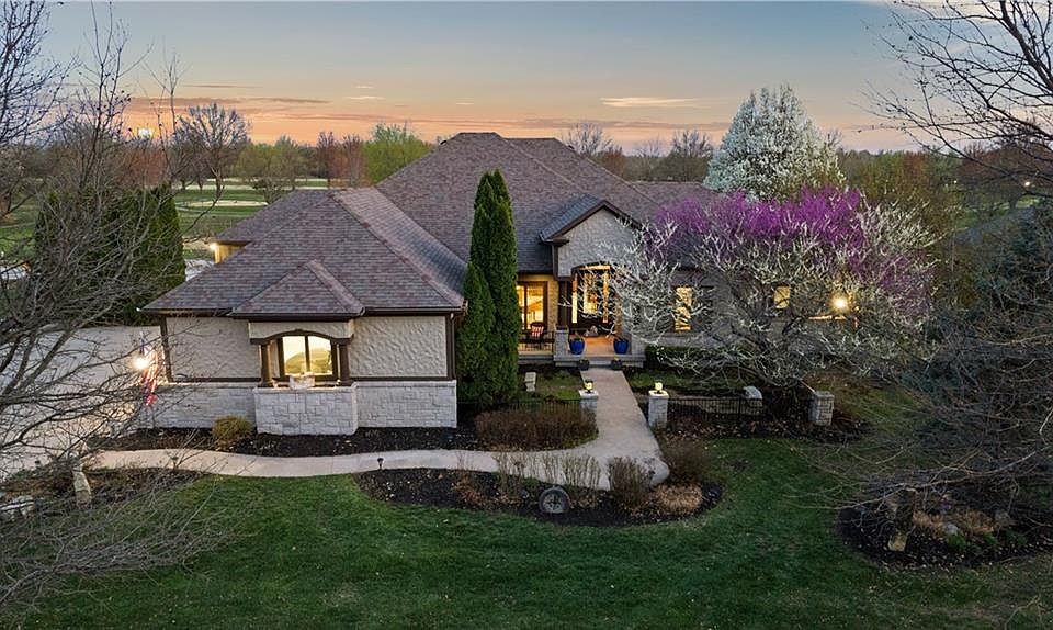 1st image of 23985 Saint Andrews Ct
