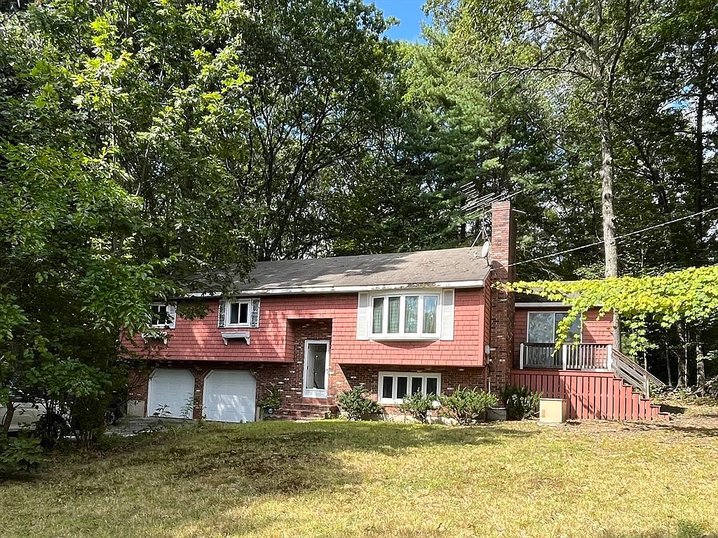 55 Glendale Ave, Tyngsboro, MA 01879 | Zillow