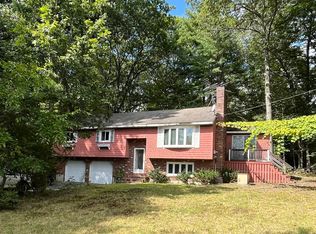 55 Glendale Ave, Tyngsboro, MA 01879