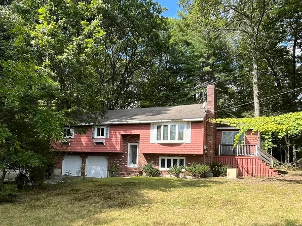 55 Glendale Ave, Tyngsboro, MA 01879
