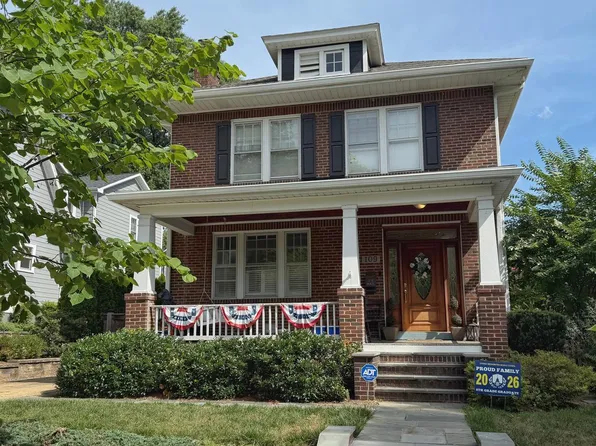 109 W Maple St, Alexandria, VA 22301