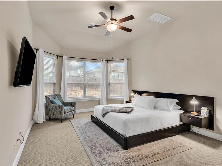 129 Birkshire Dr — Photo 18