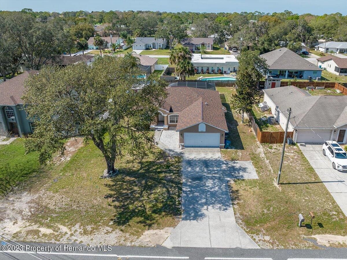 2459 Deltona Blvd, Spring Hill, FL 34606 Zillow