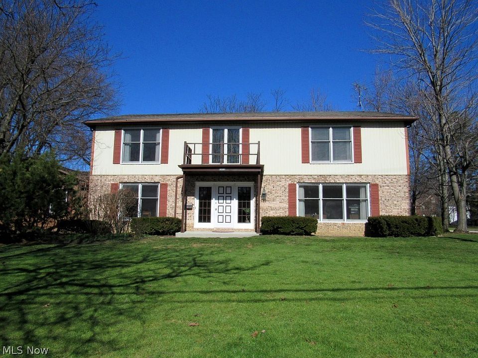 1st image of 21349 Fairmount Blvd