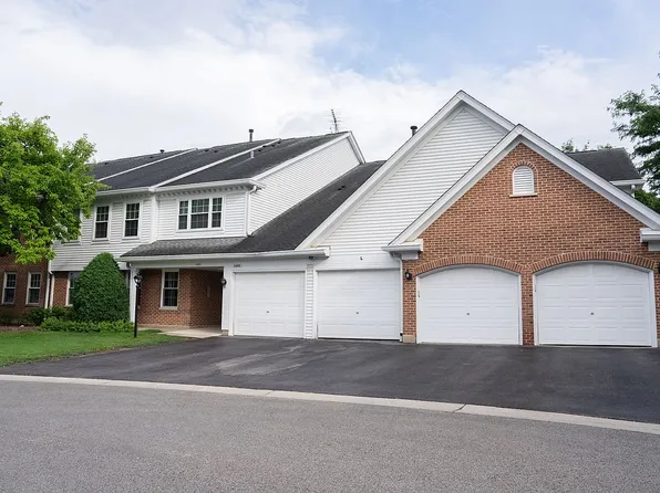 1401 Clove Ct APT A, Mount Prospect, IL 60056