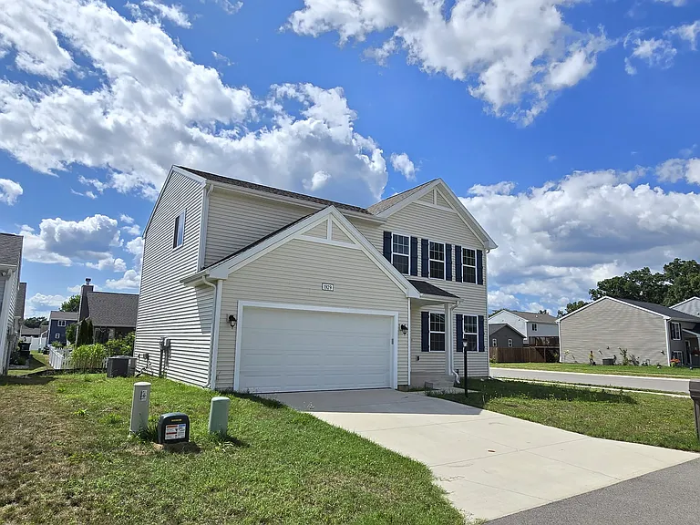1929 Blue Stem Ct — Photo 2